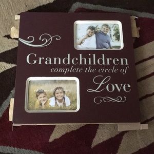 Picture Frame Can Hold 2 Pictures Brand new